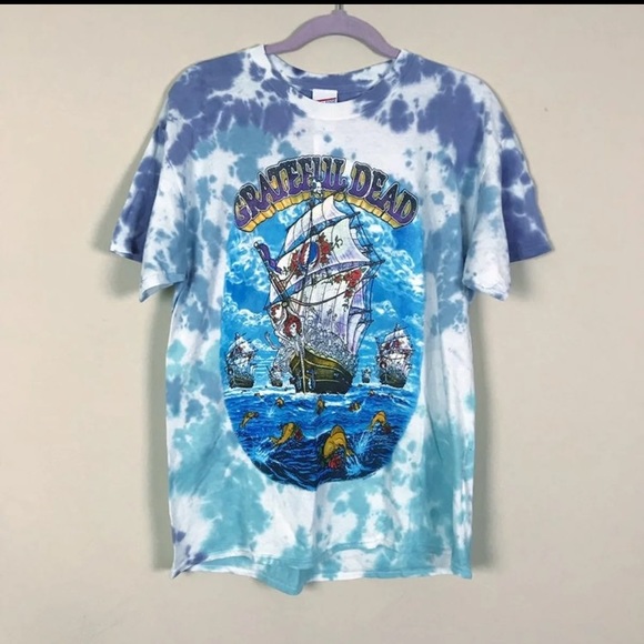 grateful dead shirt urban outfitters